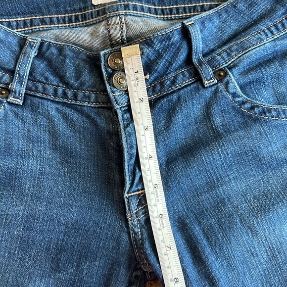 Hudson Jeans Size 29. Low rise. - Picture 5 of 7